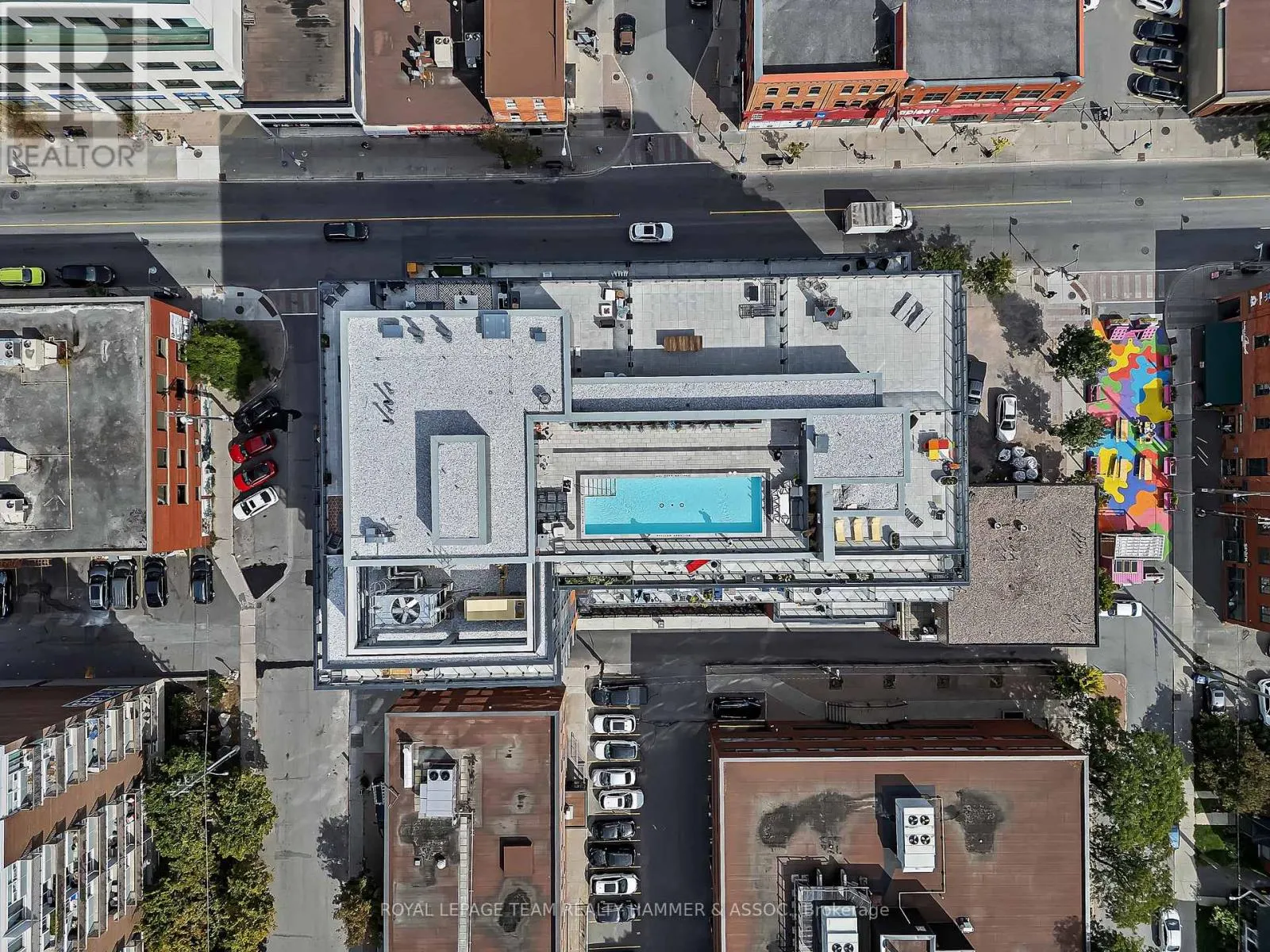 707 - 10 JAMES STREET