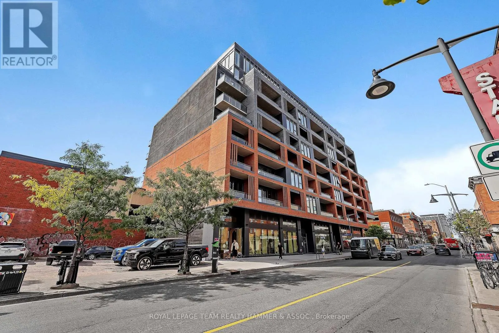 707 - 10 JAMES STREET