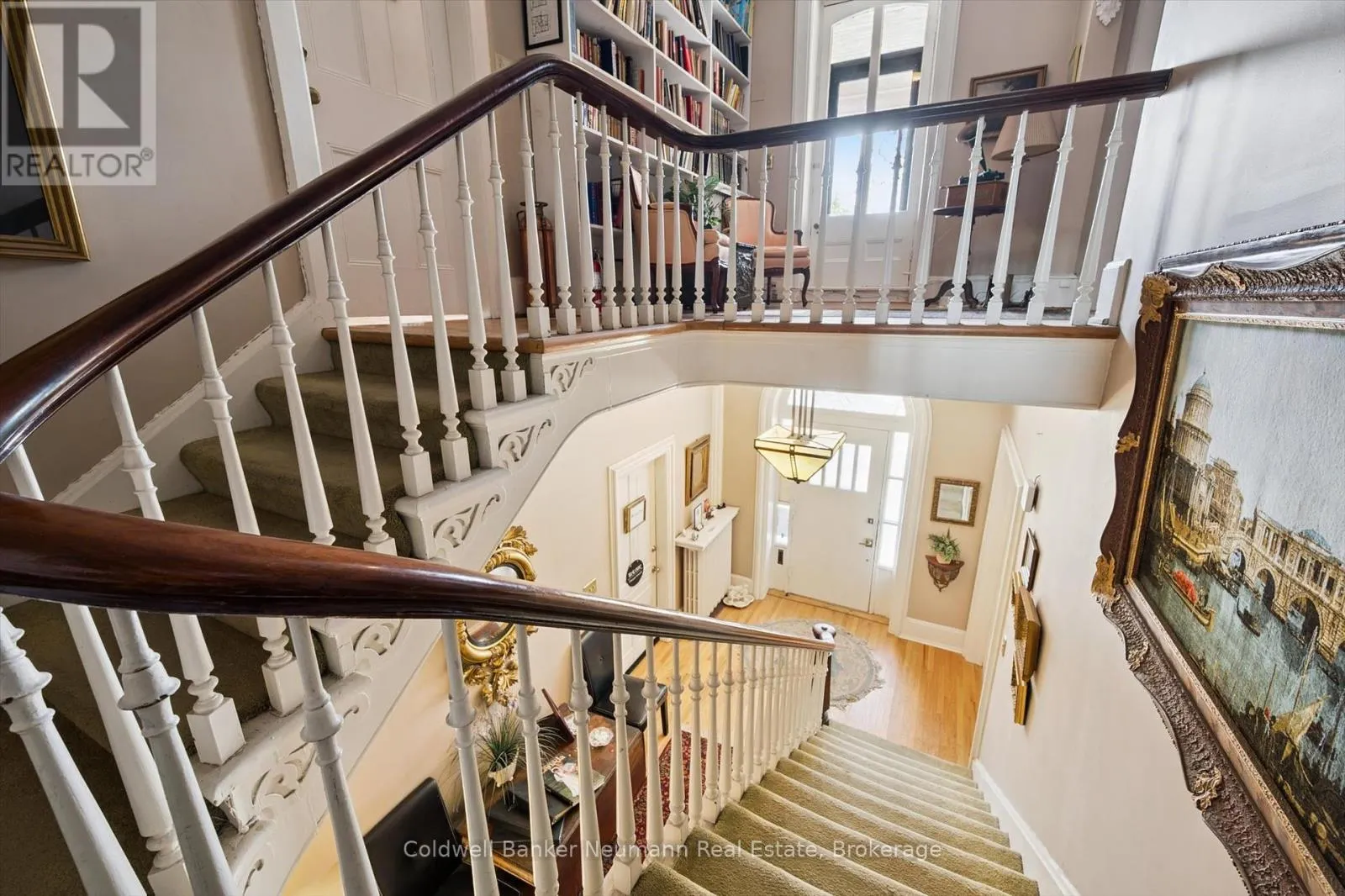 221 WOOLWICH STREET