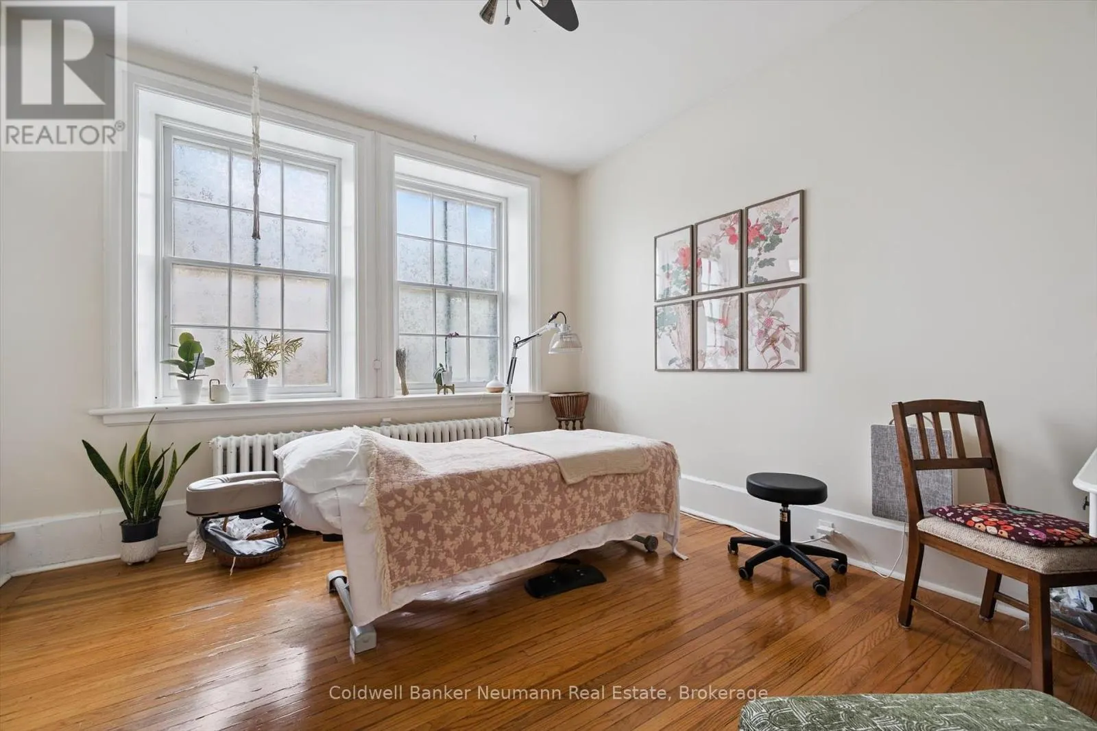 221 WOOLWICH STREET