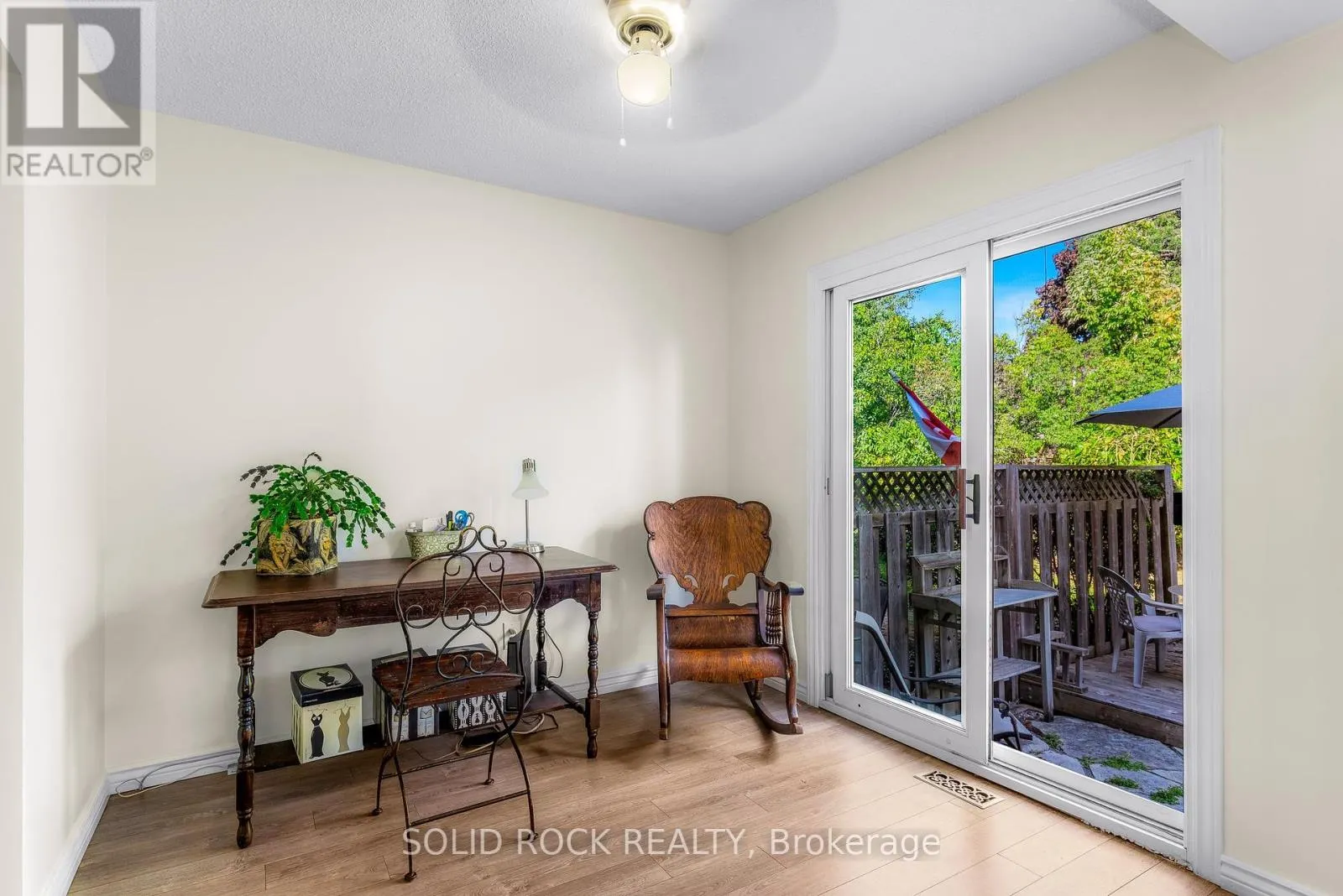 29 WINDFIELD CRESCENT