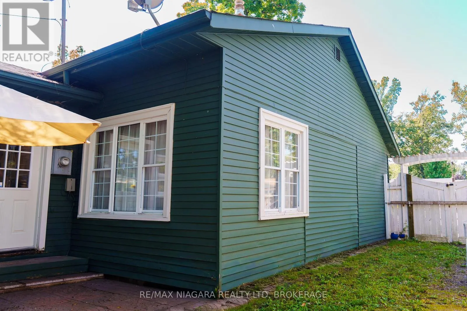 600 LAKEVIEW ROAD