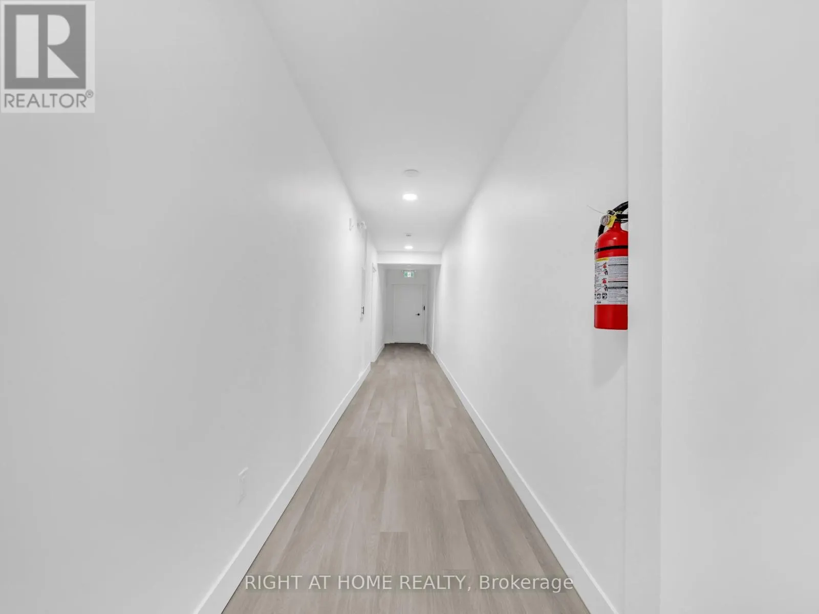 102 - 1804 DROUILLARD ROAD