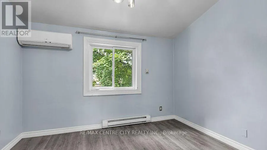 106 - 1090 KIPPS LANE, #106
