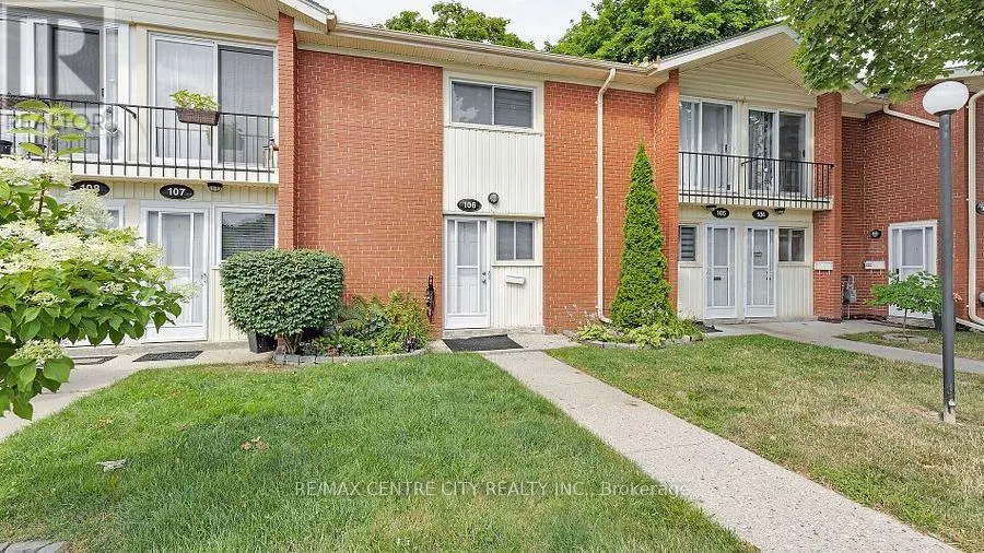 106 - 1090 KIPPS LANE, #106