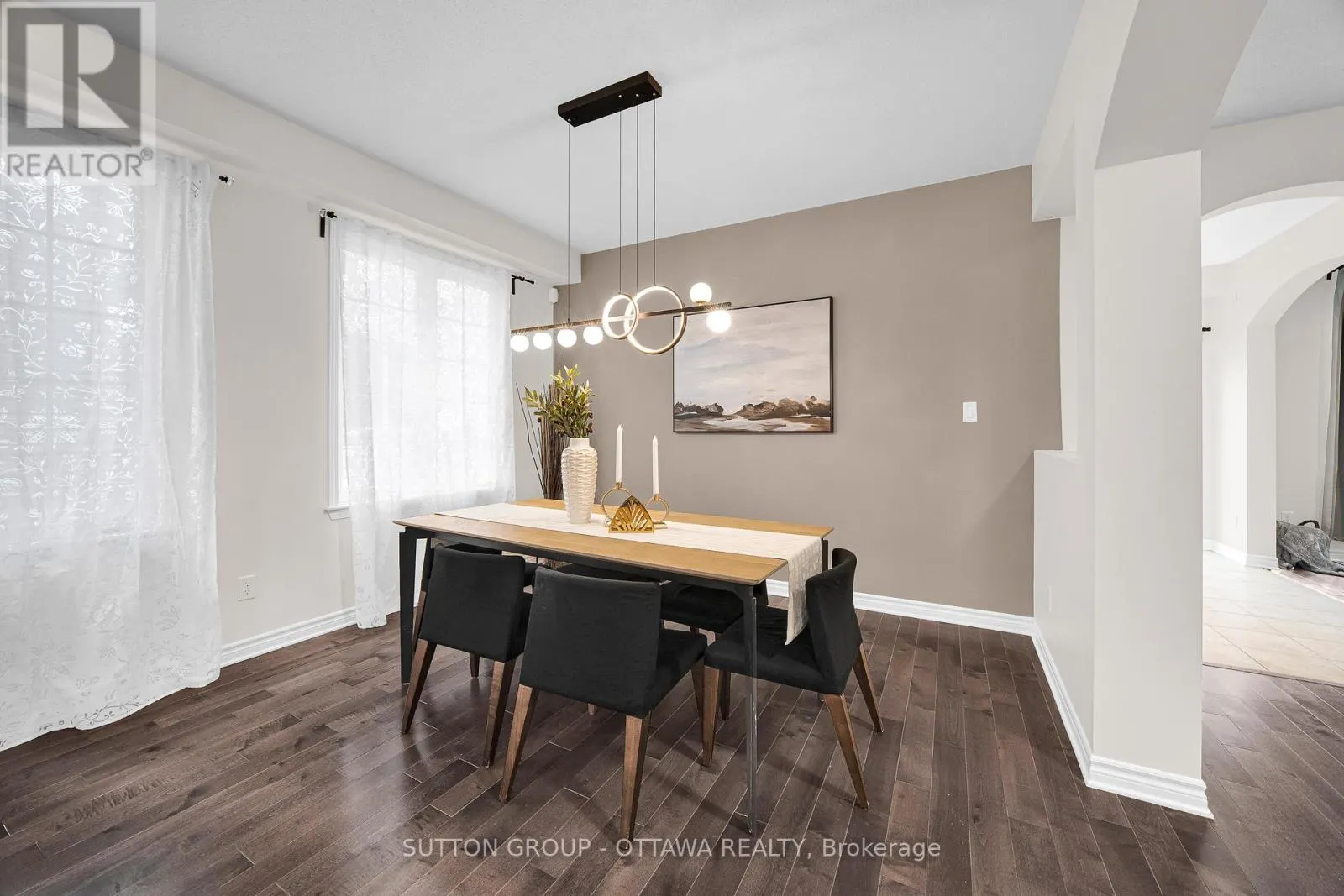 151 WINDANCE CRESCENT