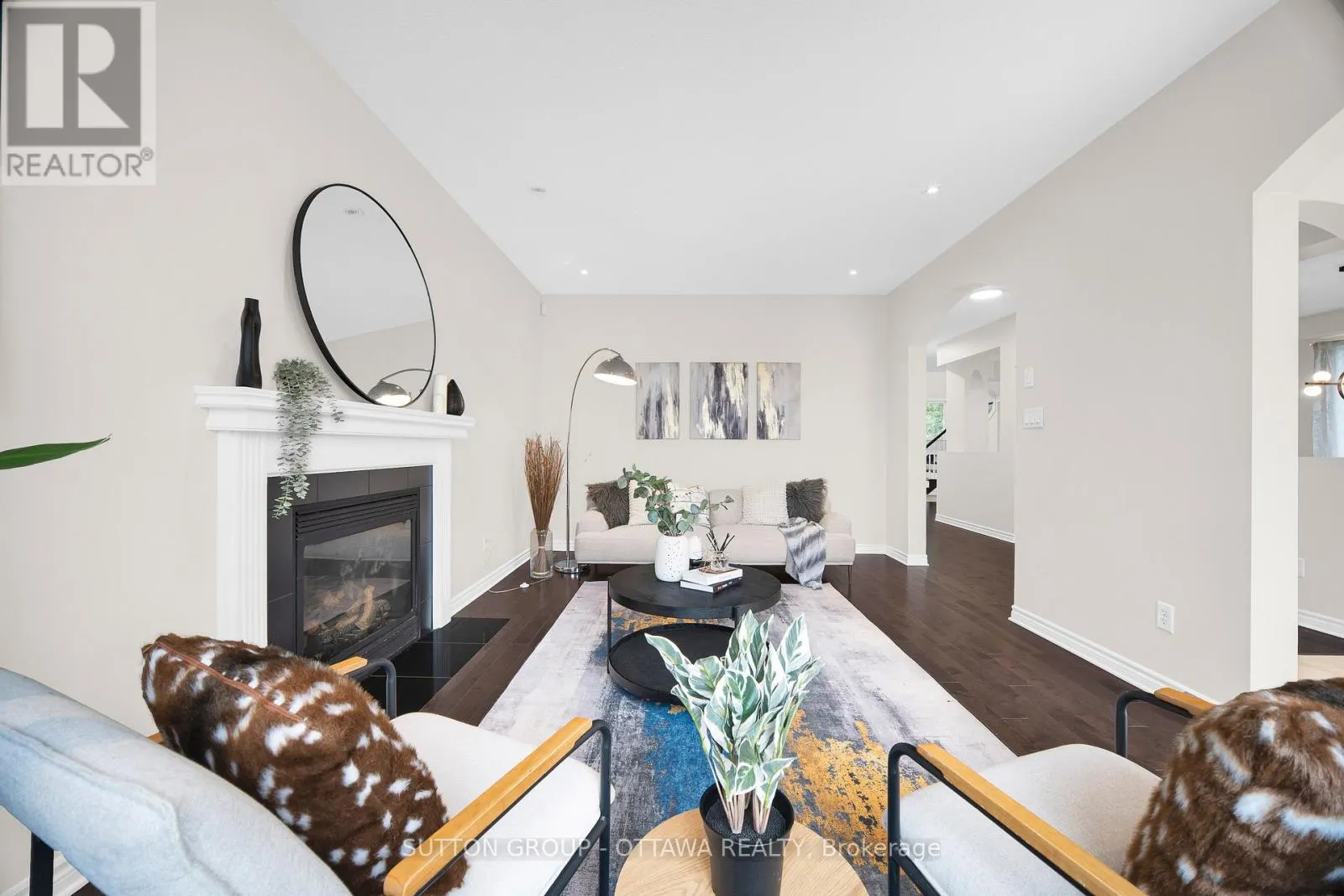 151 WINDANCE CRESCENT