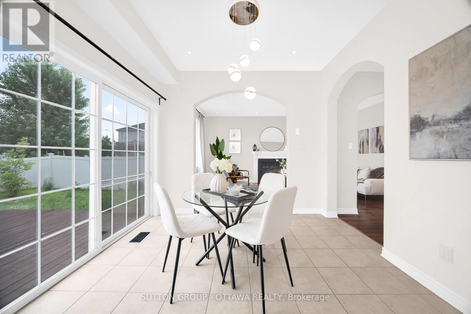 151 WINDANCE CRESCENT