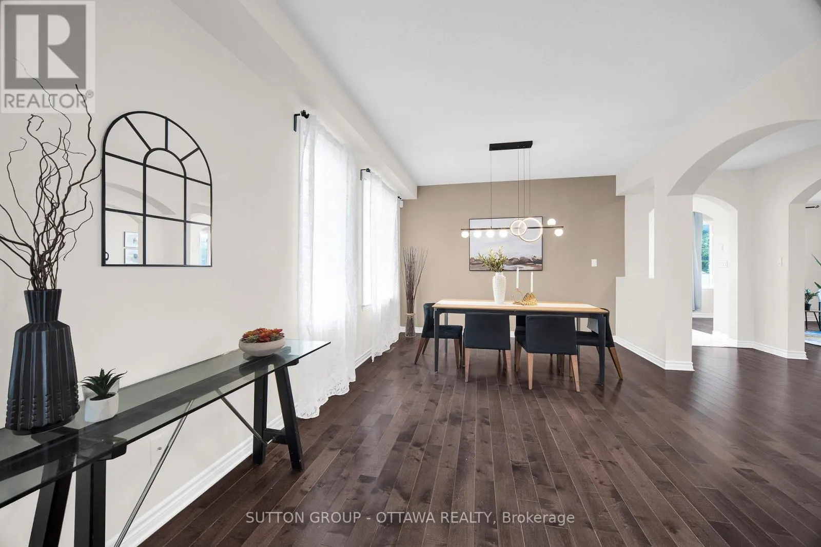 151 WINDANCE CRESCENT