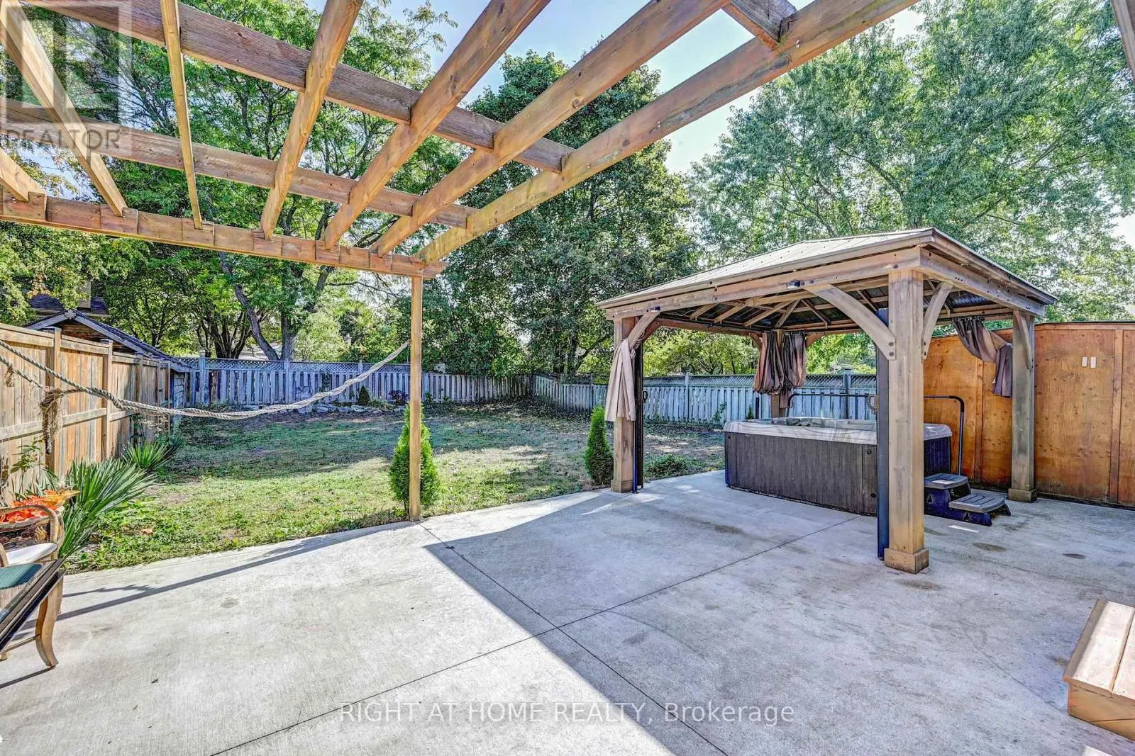 137 COUNTRY CLUB DRIVE
