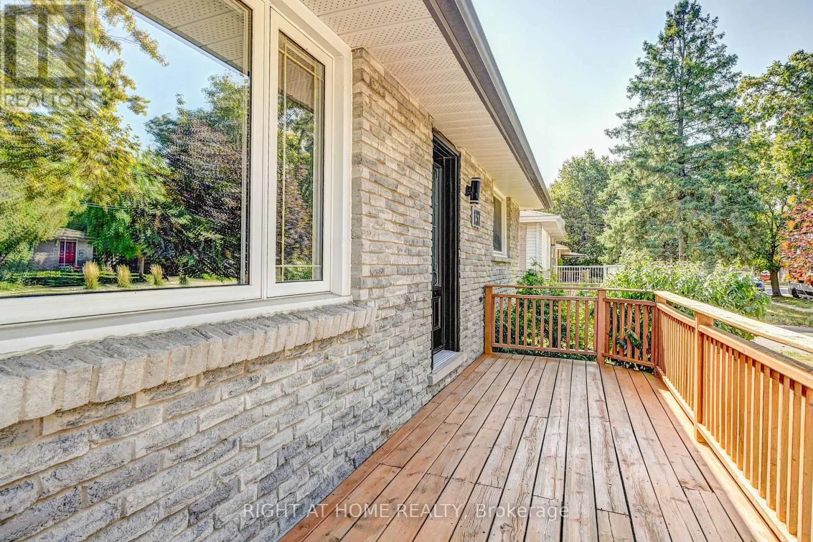 137 COUNTRY CLUB DRIVE