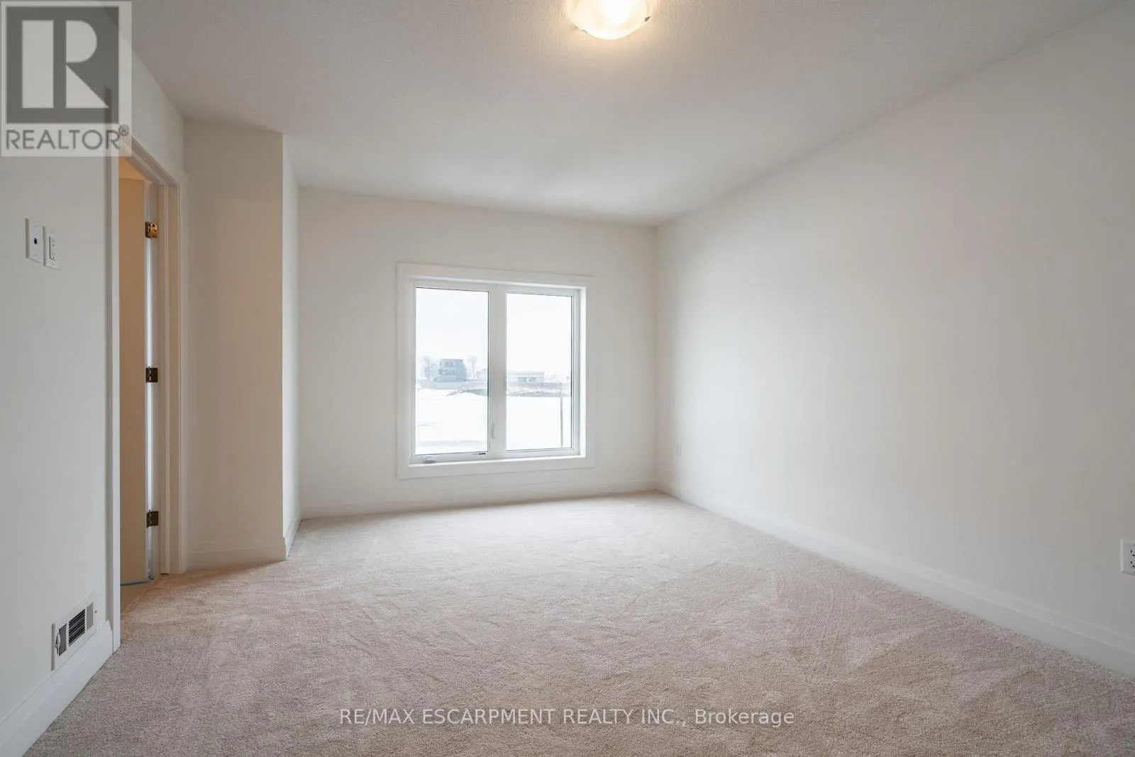 20 CLEAR VALLEY LANE