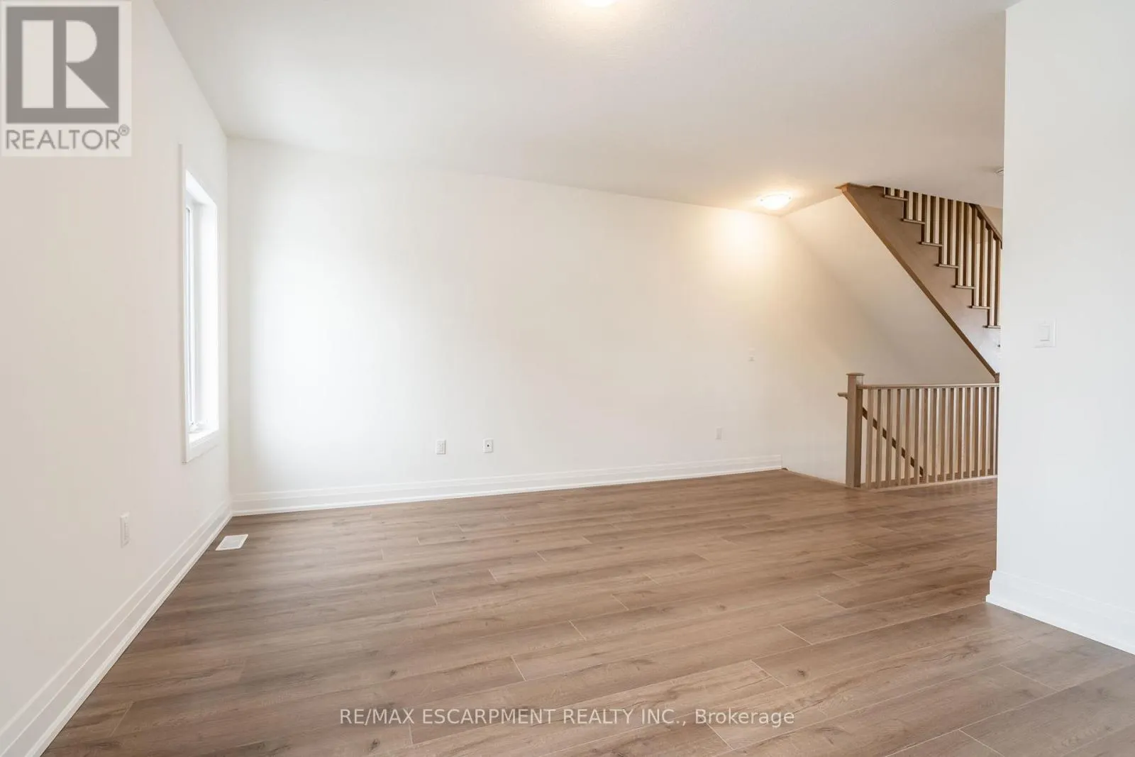 20 CLEAR VALLEY LANE
