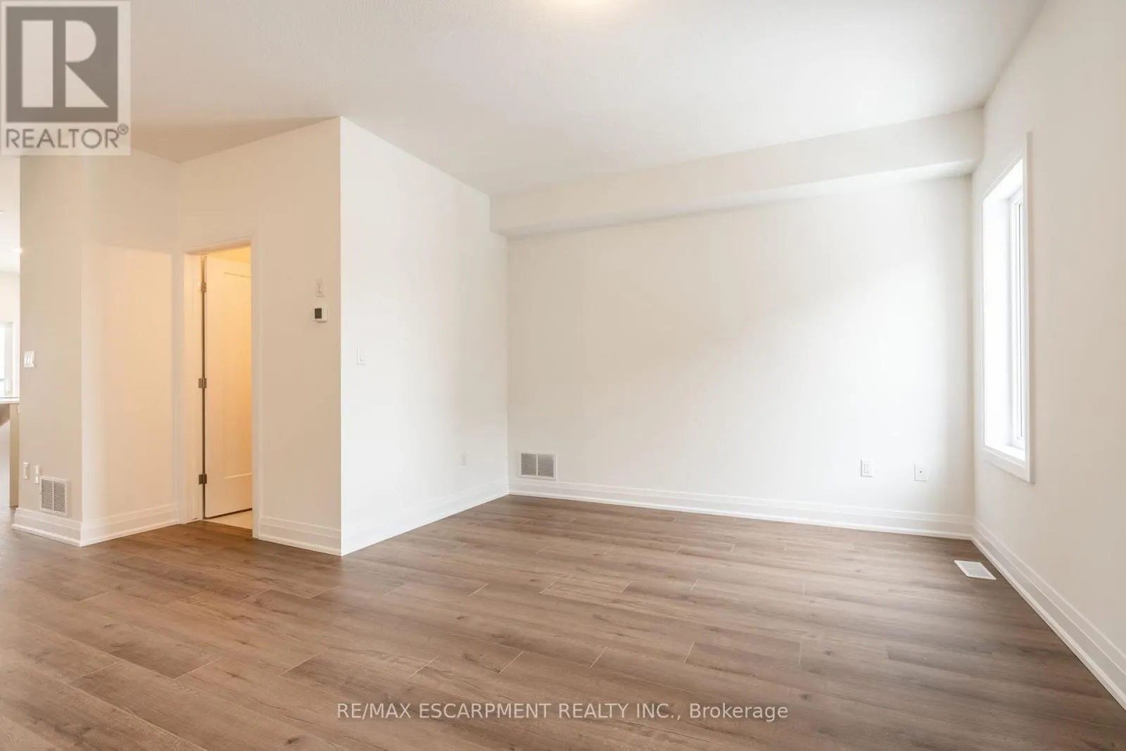 20 CLEAR VALLEY LANE