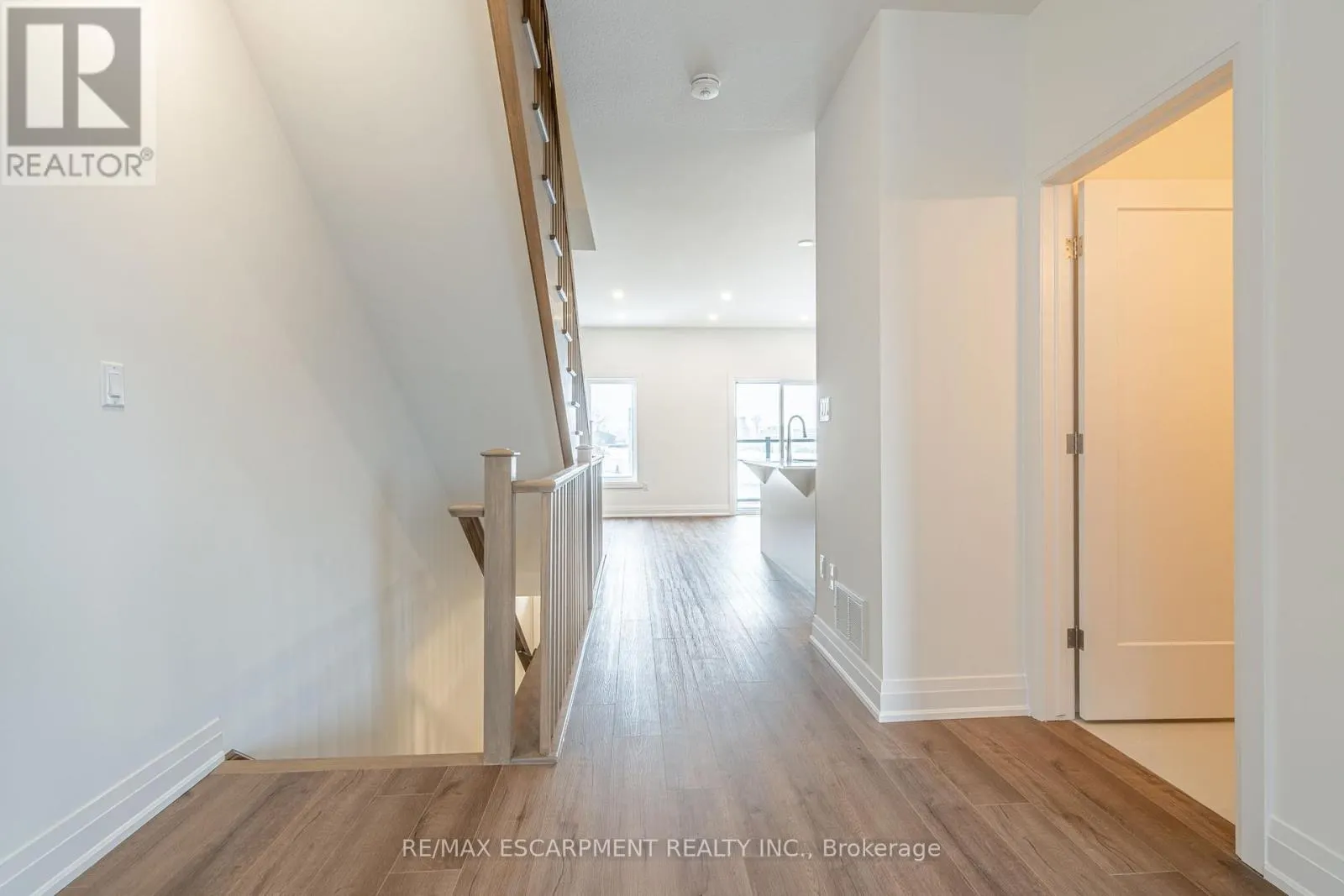 20 CLEAR VALLEY LANE