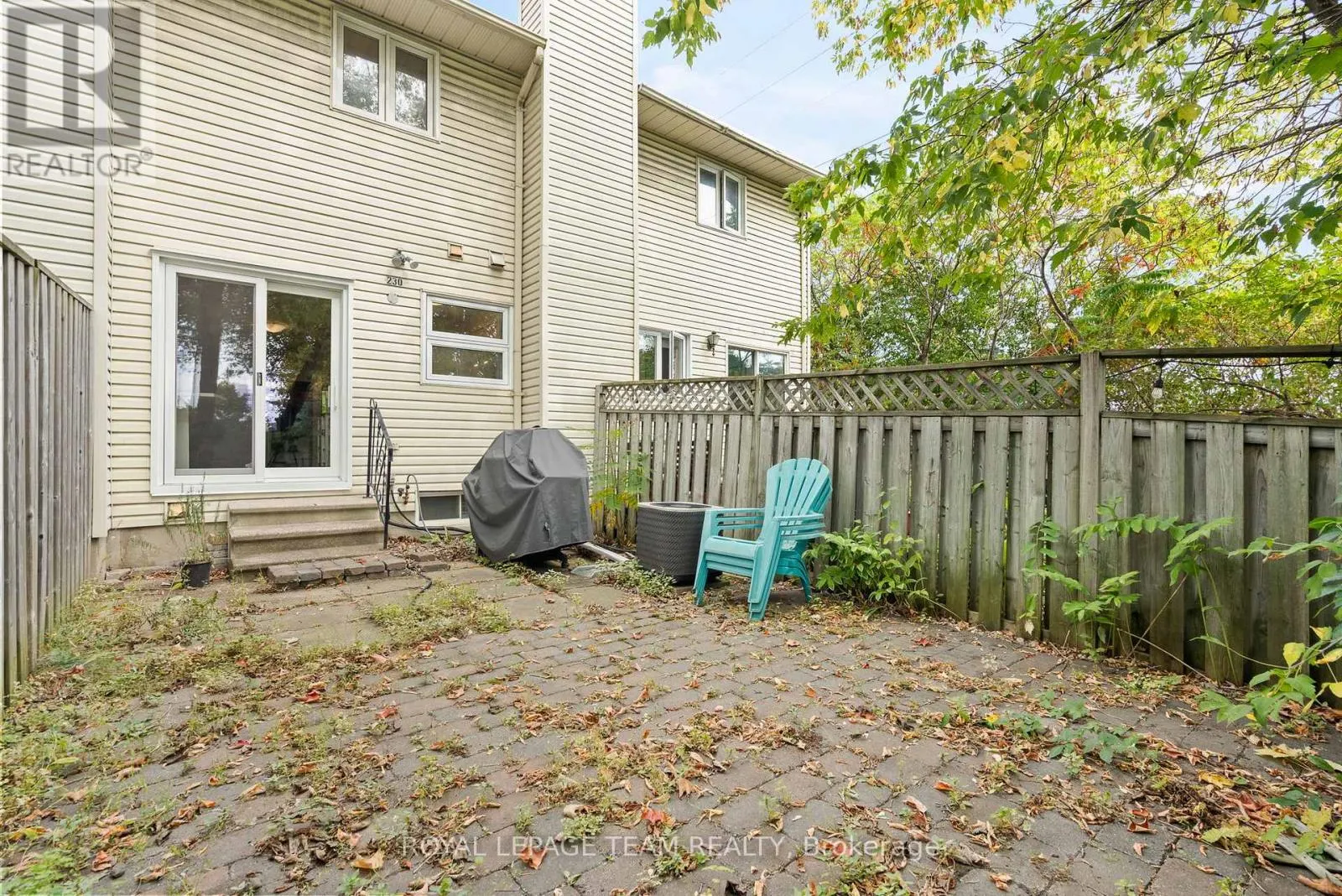 230 CURRELL AVENUE