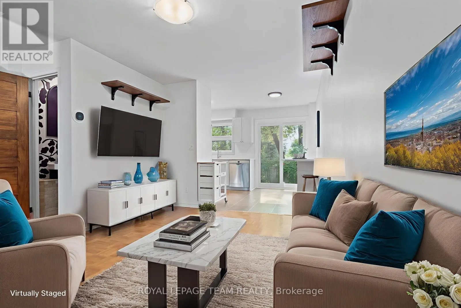 230 CURRELL AVENUE