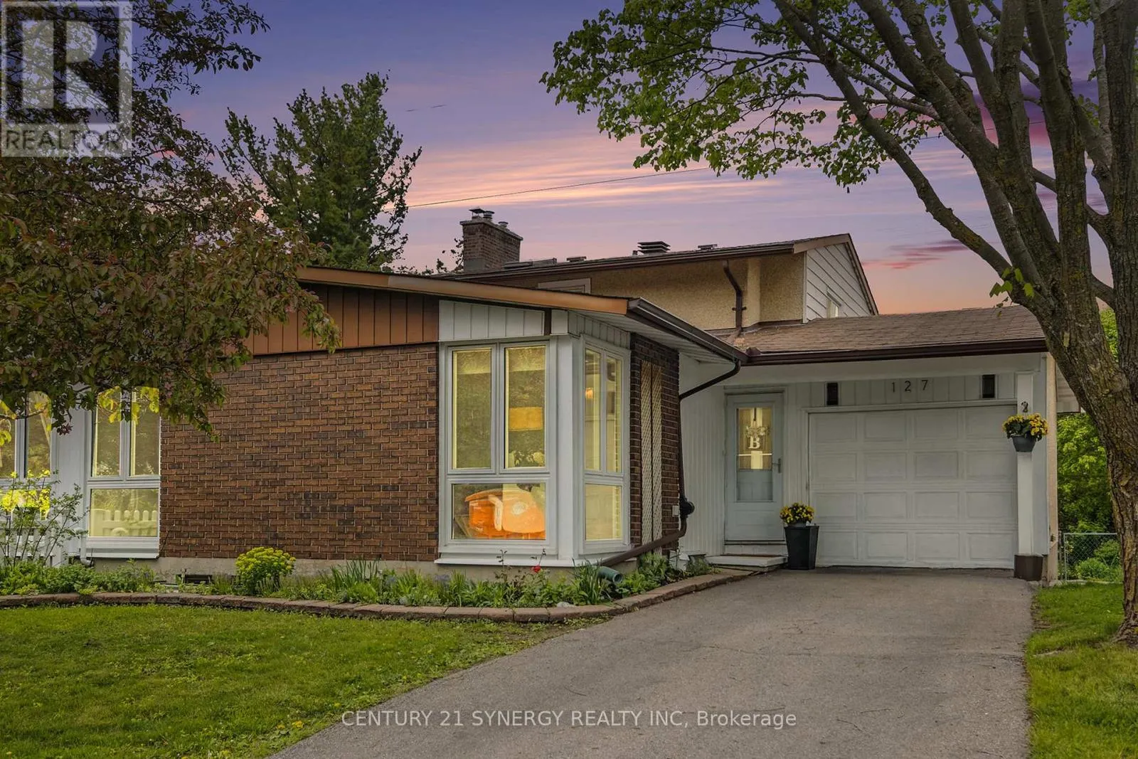127 WOODFIELD DRIVE