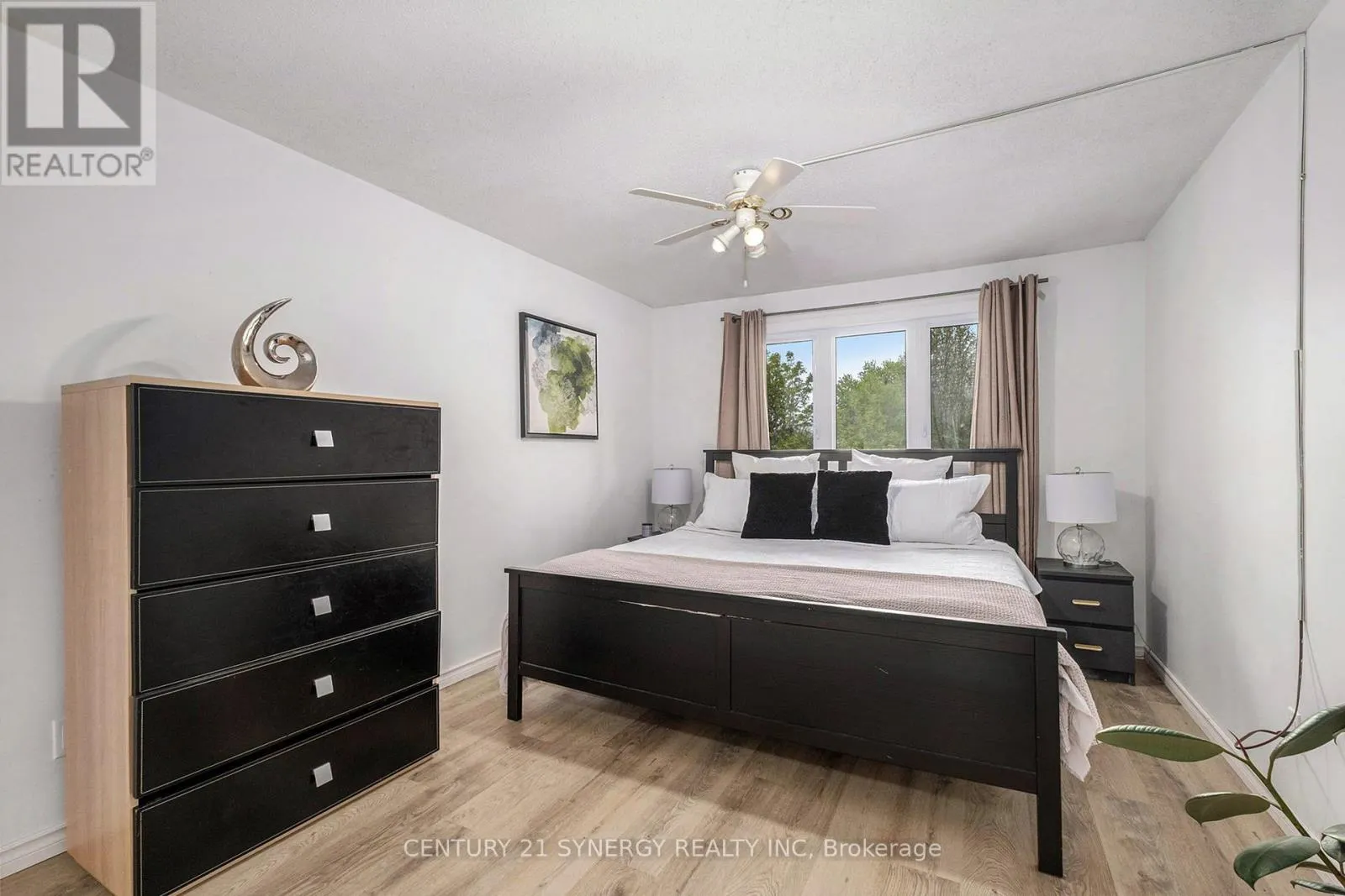127 WOODFIELD DRIVE