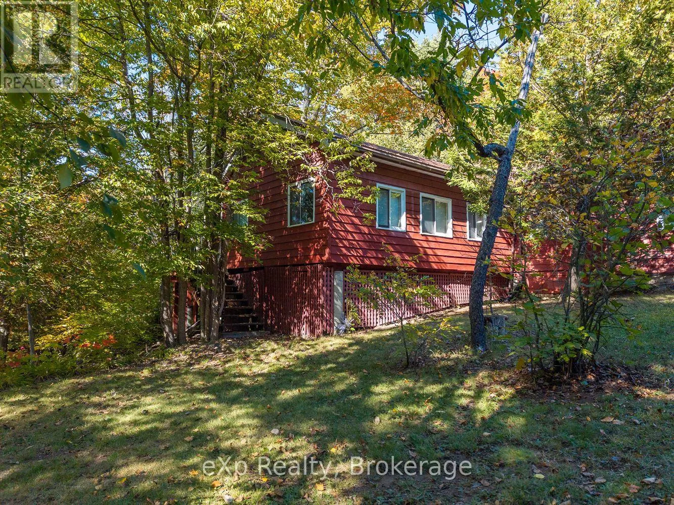 32 MCKELLAR LAKE ROAD