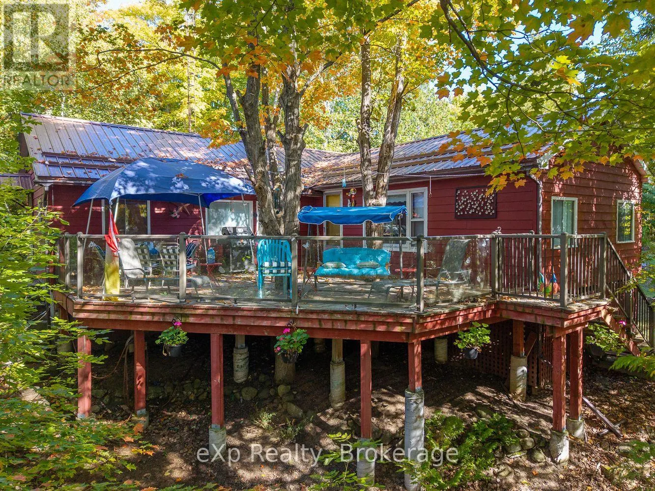 32 MCKELLAR LAKE ROAD