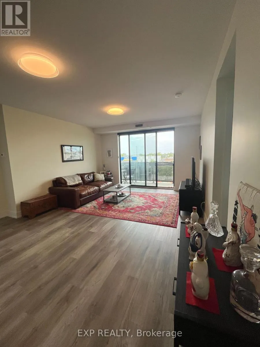 301 - 300G FOURTH AVENUE, #301