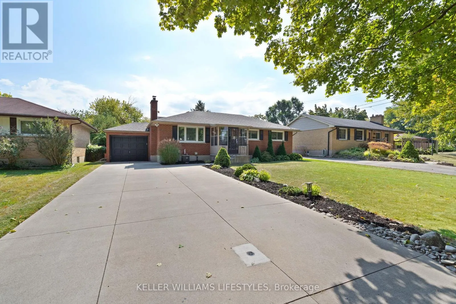 205 GLADMAN AVENUE
