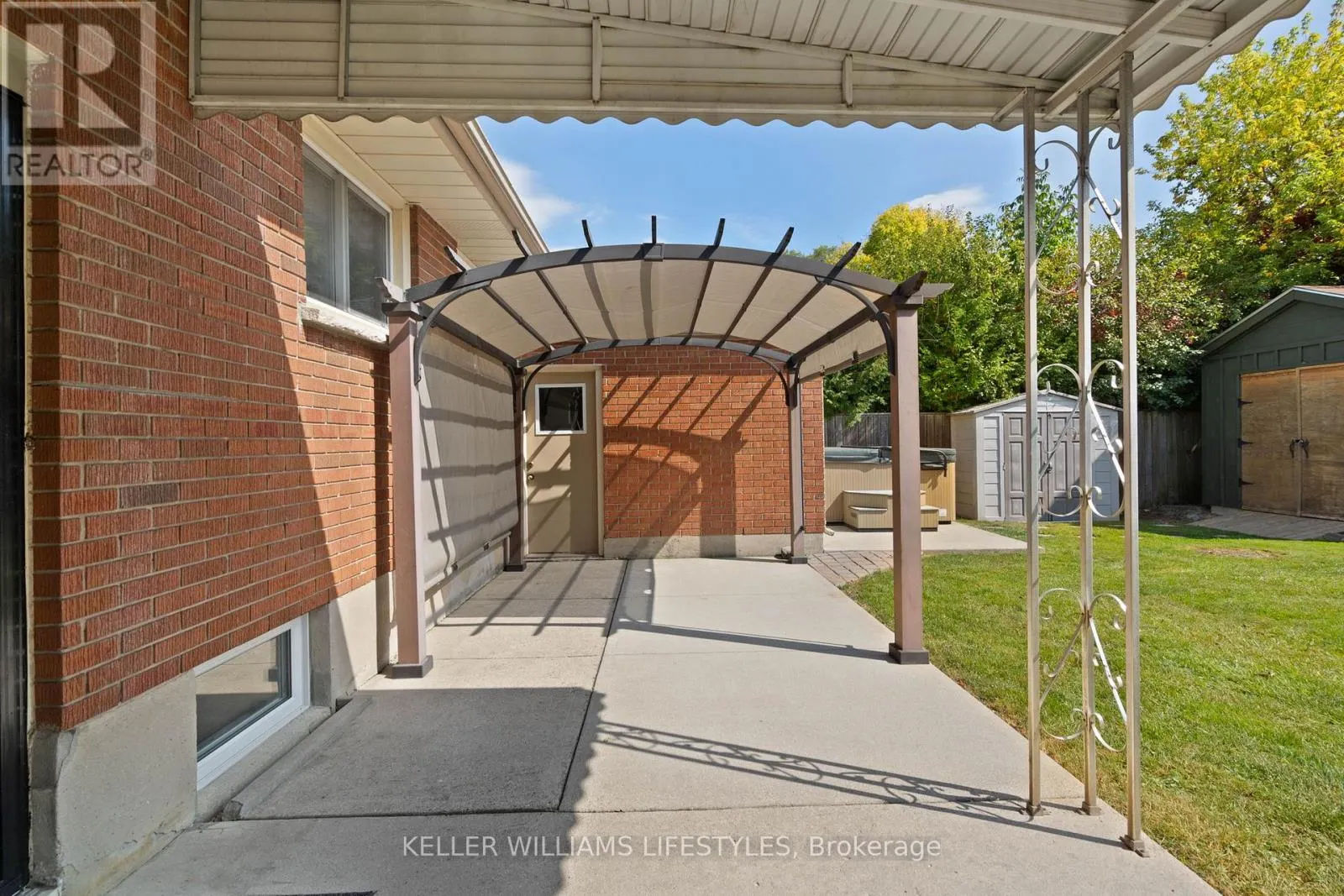 205 GLADMAN AVENUE