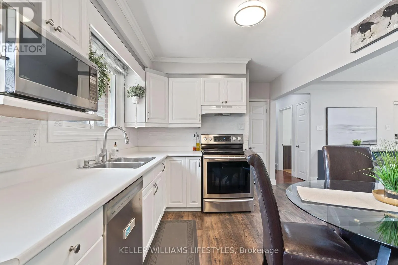 205 GLADMAN AVENUE