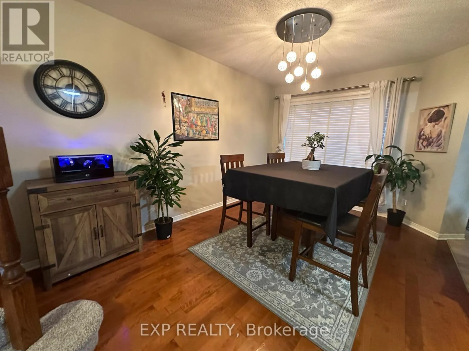 272 CLARIDGE DRIVE