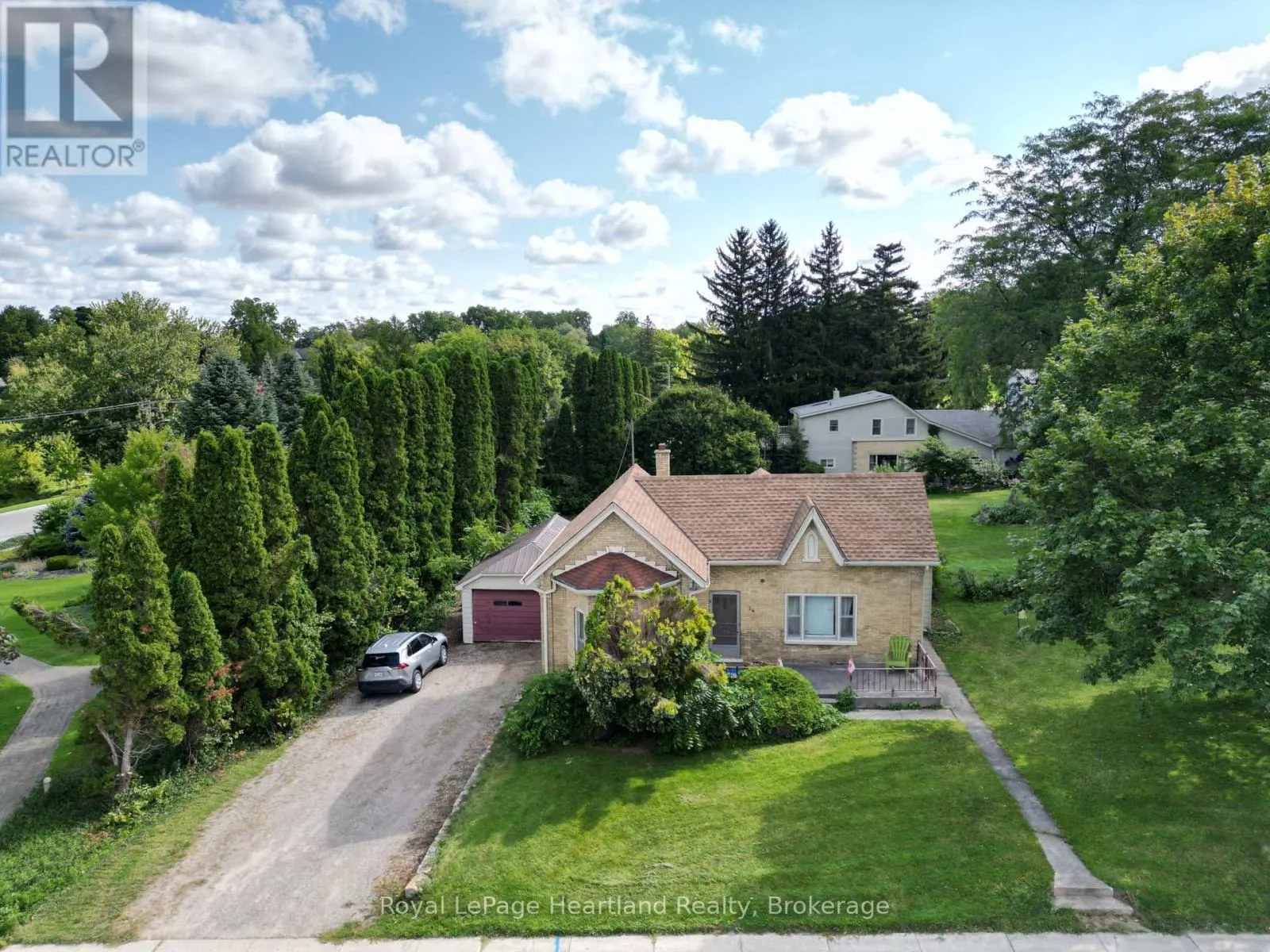 34 MAIN STREET S