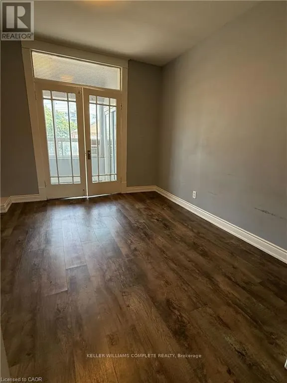 2 - 590 MAIN STREET E