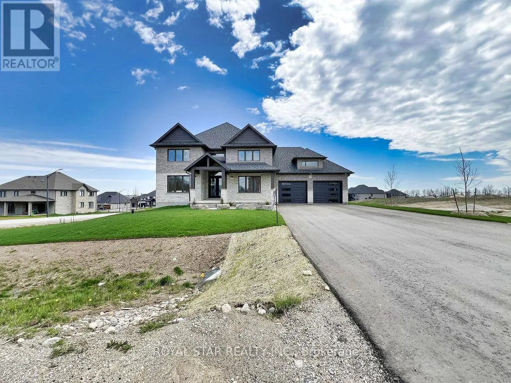 38 CHARLES CURRIE CRESCENT