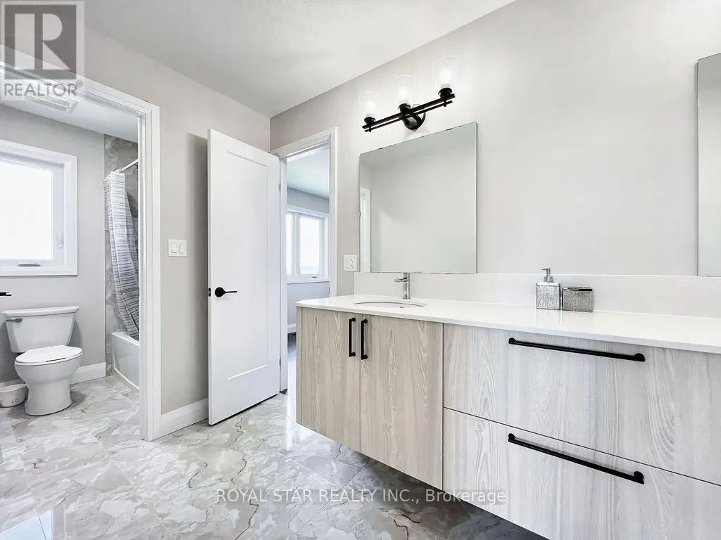 38 CHARLES CURRIE CRESCENT