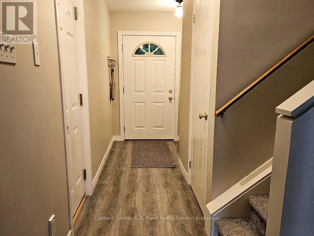 6 - 622 WHARNCLIFFE RD. SOUTH ROAD, #6