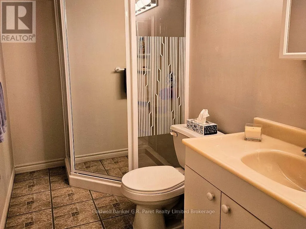 6 - 622 WHARNCLIFFE RD. SOUTH ROAD, #6