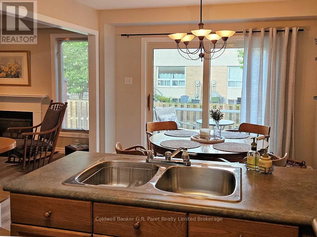 6 - 622 WHARNCLIFFE RD. SOUTH ROAD, #6