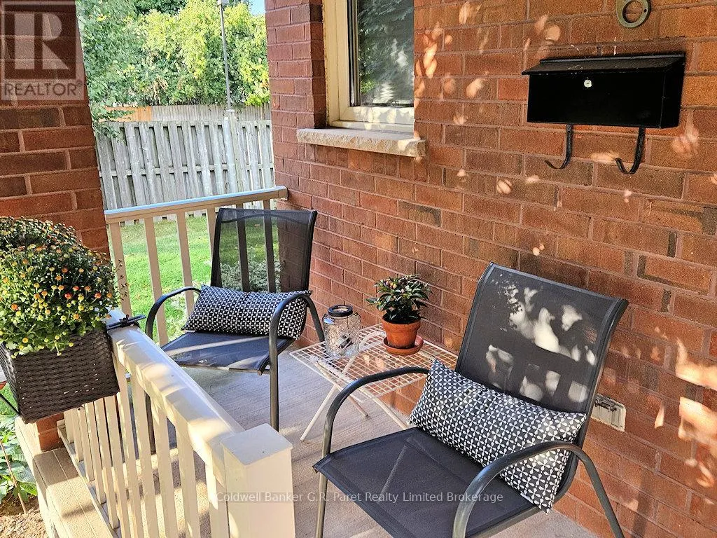 6 - 622 WHARNCLIFFE RD. SOUTH ROAD, #6