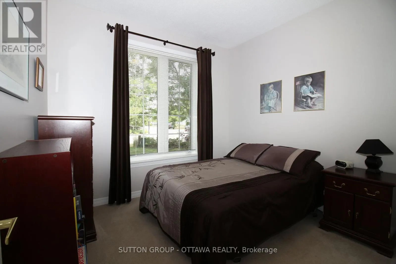 18 SIROCCO CRESCENT