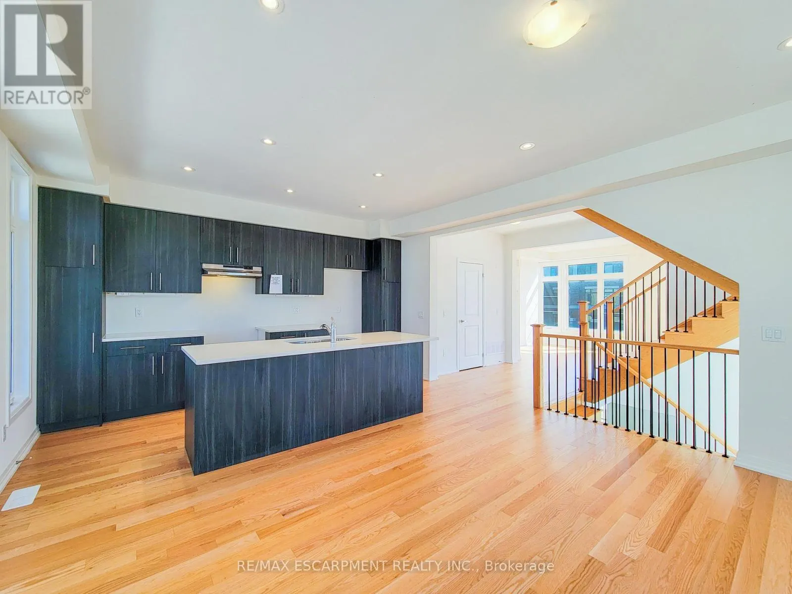 457 PROVIDENT WAY