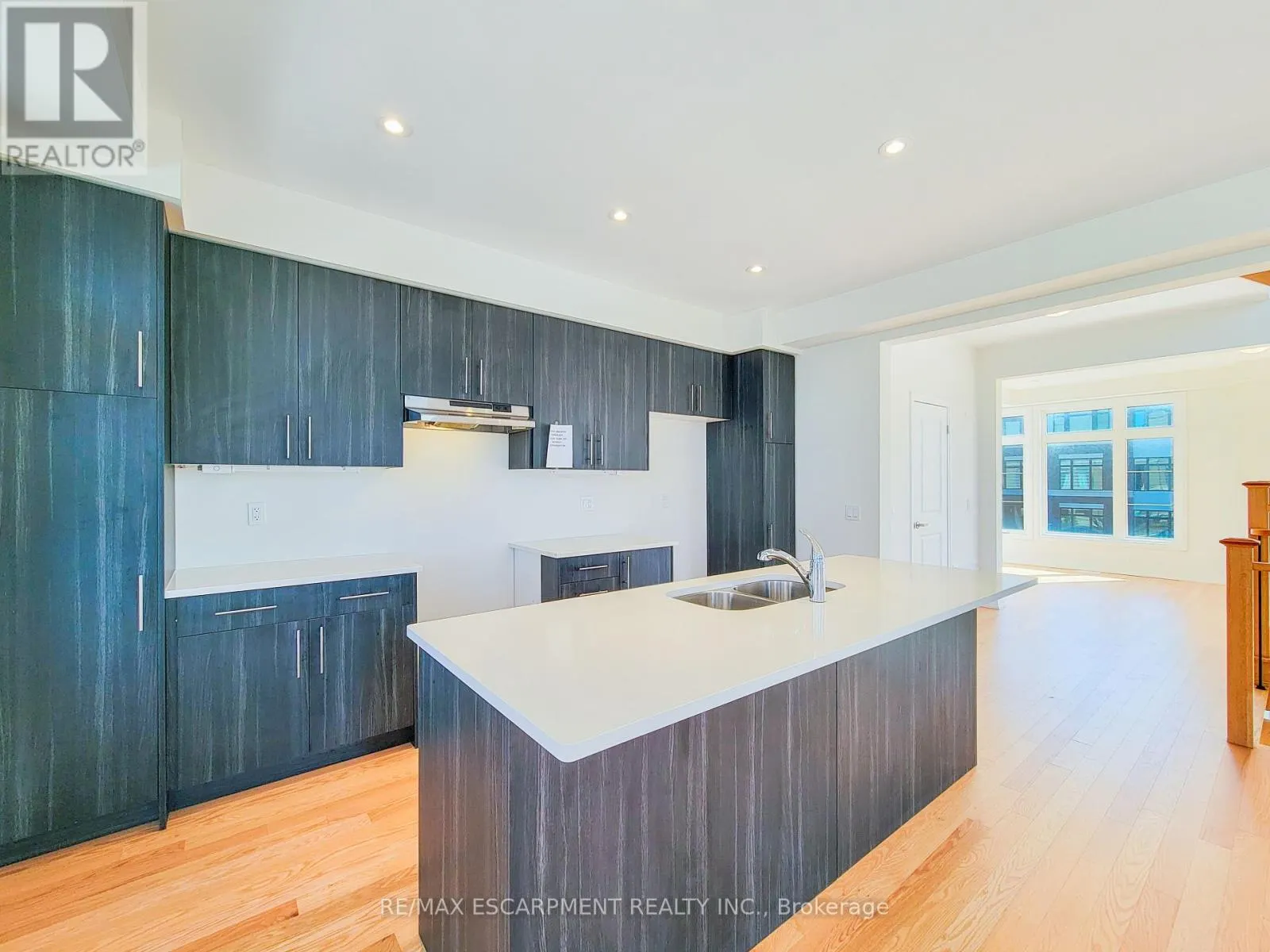 457 PROVIDENT WAY