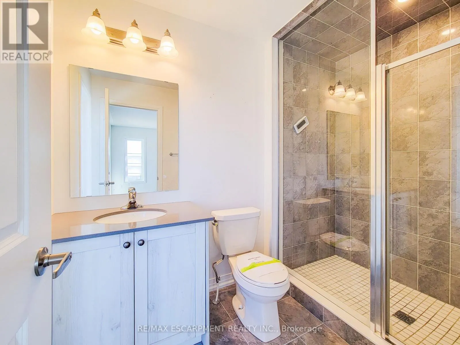 457 PROVIDENT WAY