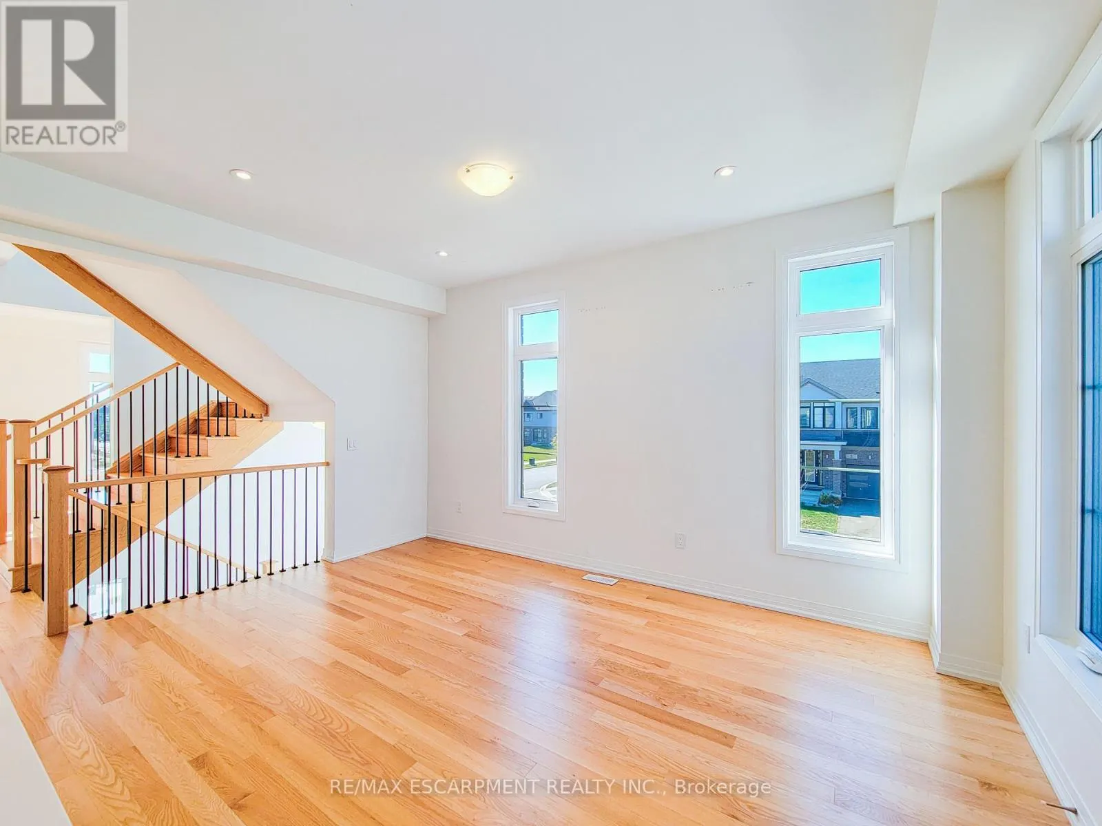 457 PROVIDENT WAY