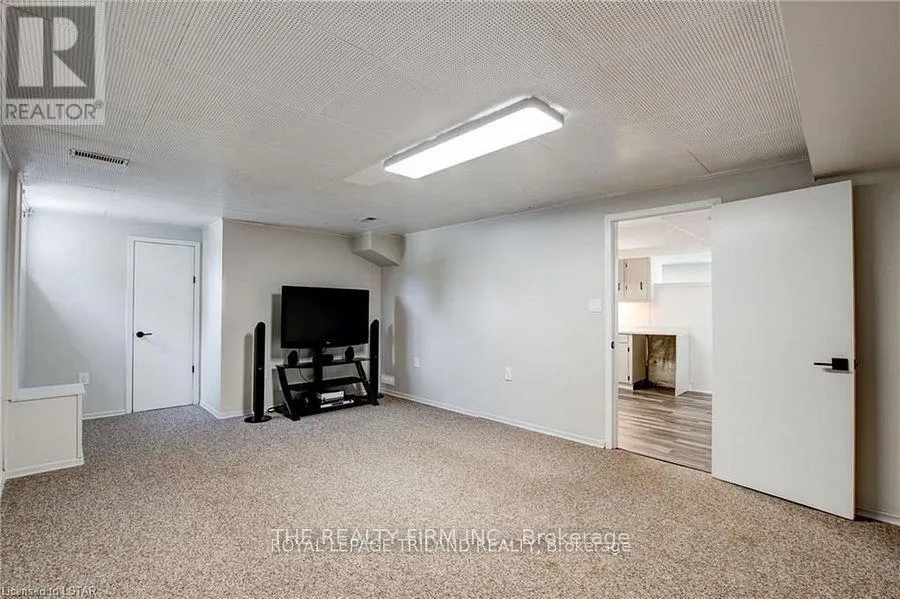 LOWER - 130 APPEL STREET, #Lower