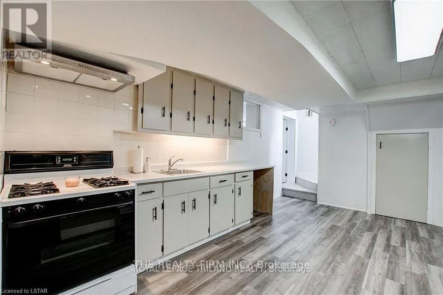LOWER - 130 APPEL STREET, #Lower