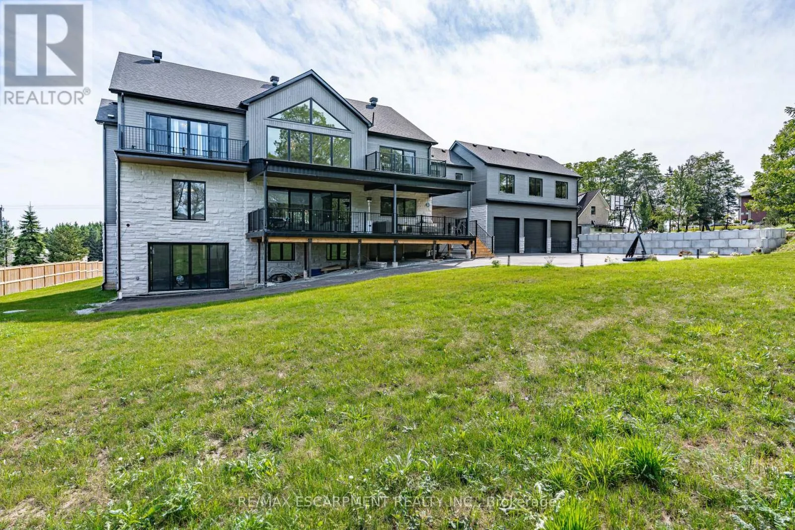 8920 WELLINGTON RD 124
