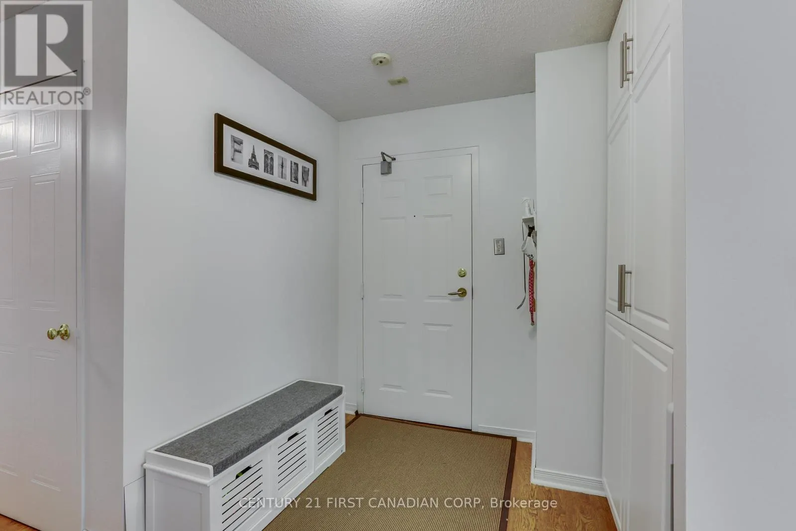 201 - 76 BASELINE ROAD W, #201