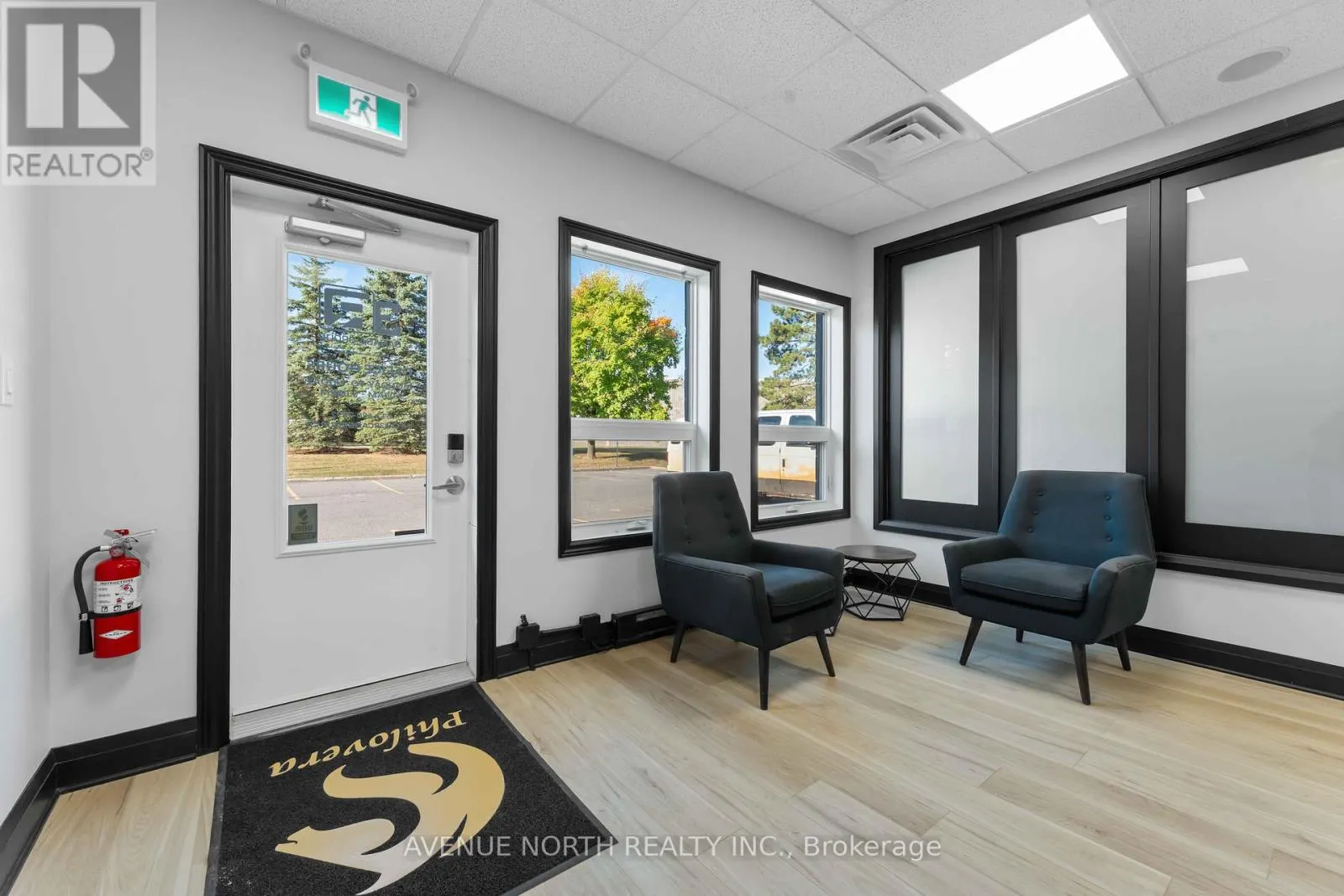 2285 ST. LAURENT BOULEVARD
