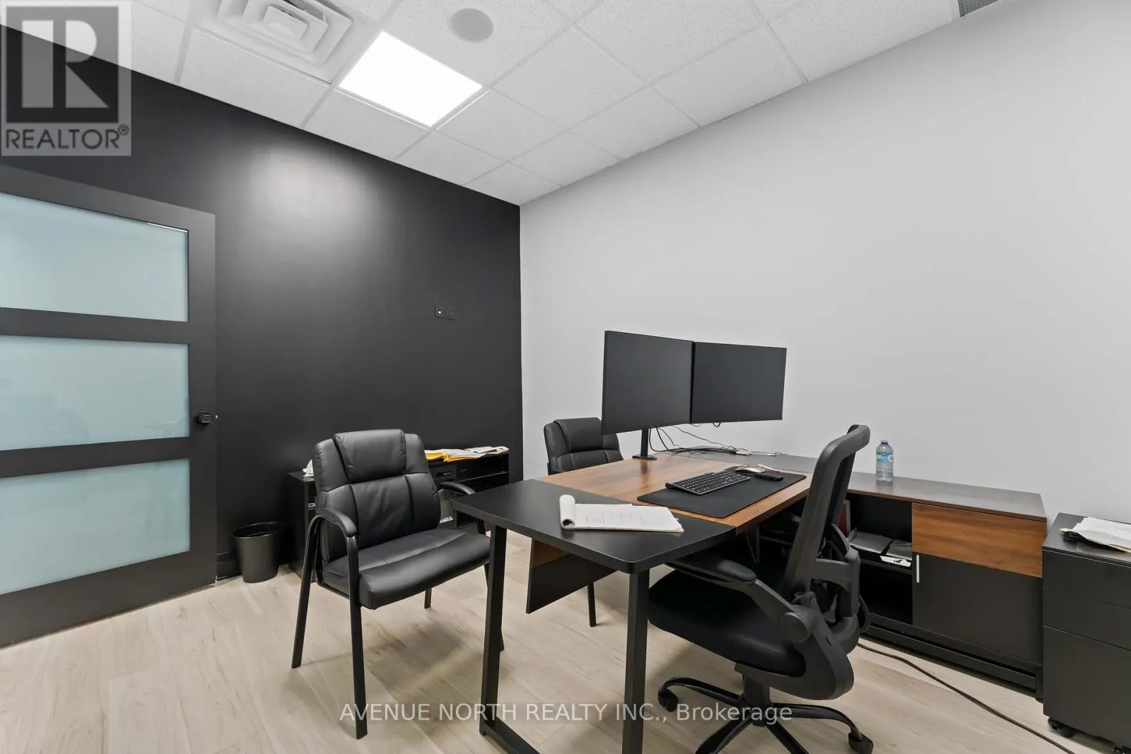 2285 ST. LAURENT BOULEVARD