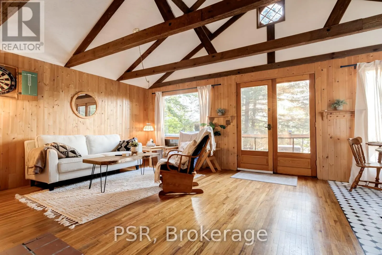 1027 NORTH PINE DRIVE